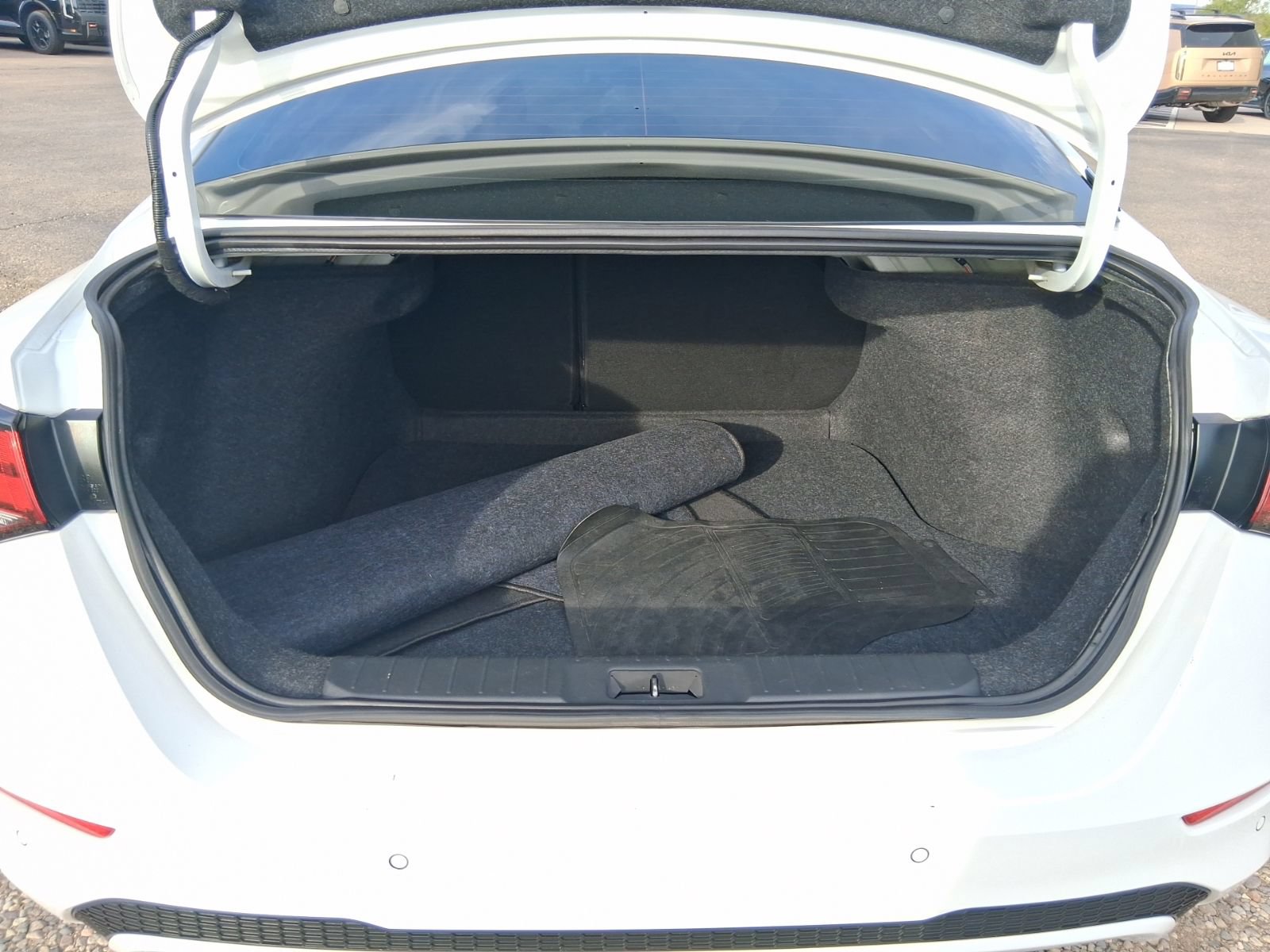 Used 2021 Nissan Sentra SV FWD image 14