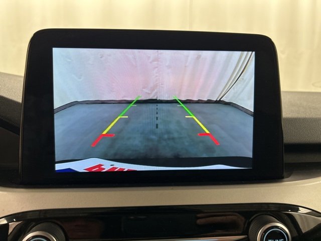 Used 2021 Ford Escape SE image 17