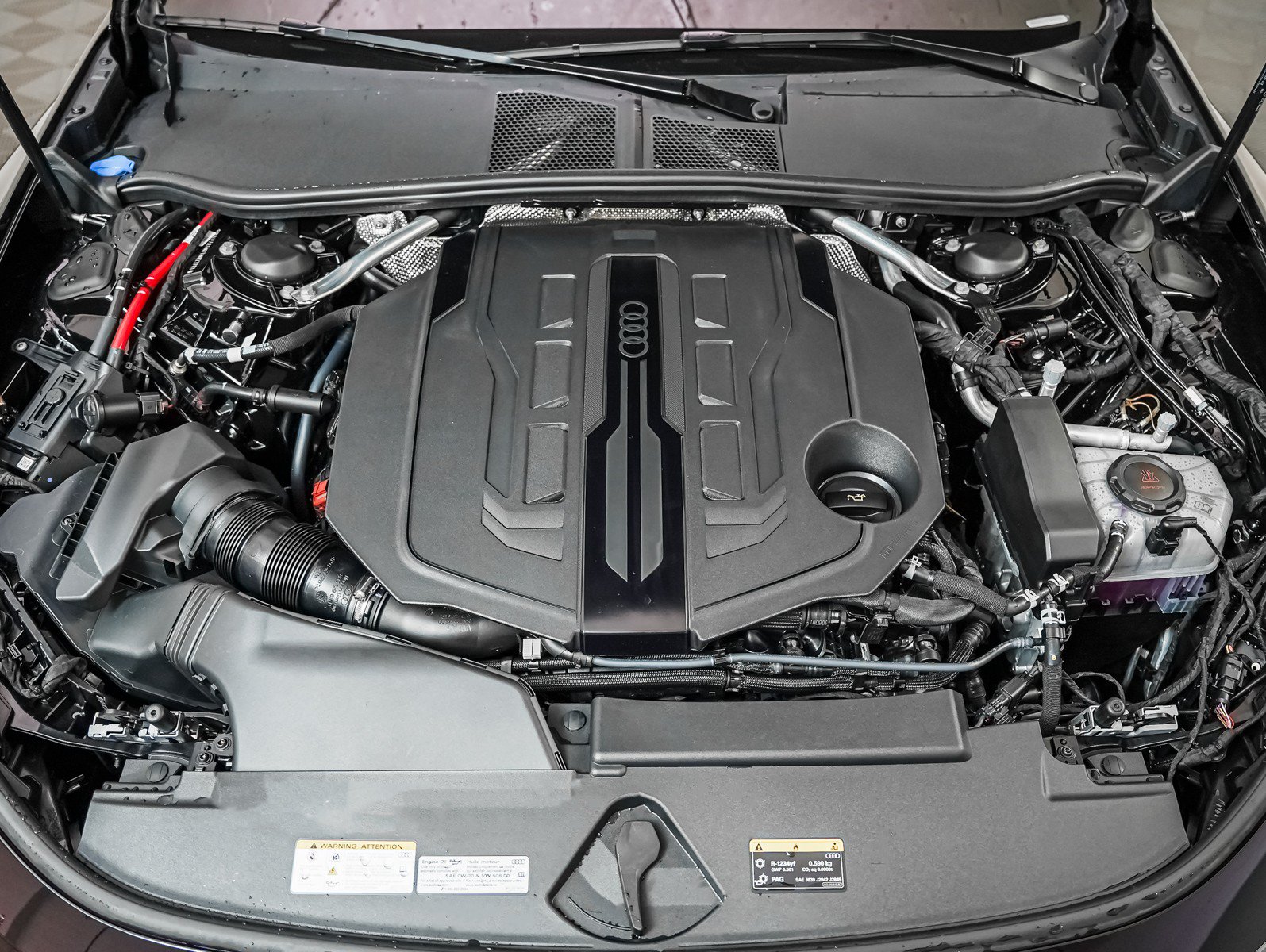 New 2026 Audi A6 Premium Plus AWD/4WD image 4