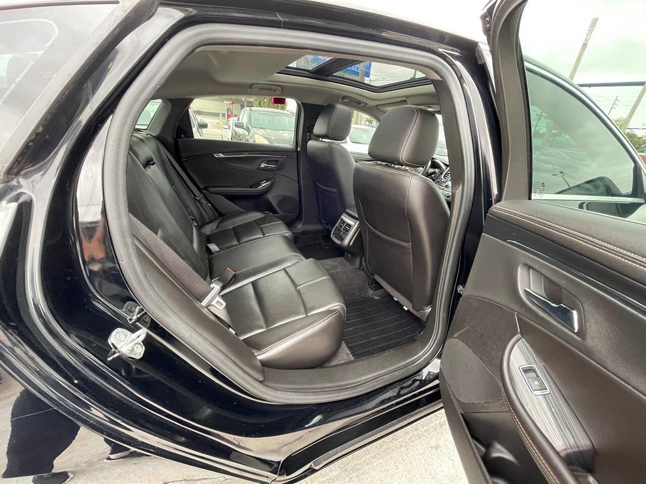 Used 2016 Chevrolet Impala LT w/ Leather Package image 7