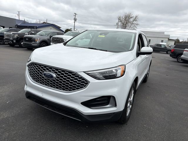 Used 2024 Ford Edge SEL image 9