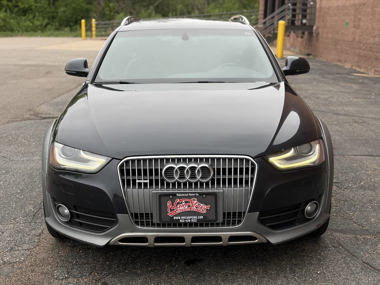 Used 2013 Audi A4 Premium Plus w/ Premium Plus Pkg AWD/4WD image 2