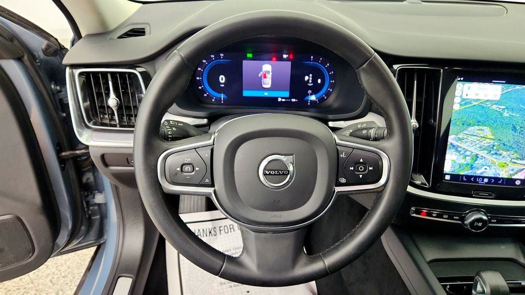 Used 2023 Volvo S60 B5 Core AWD/4WD image 13