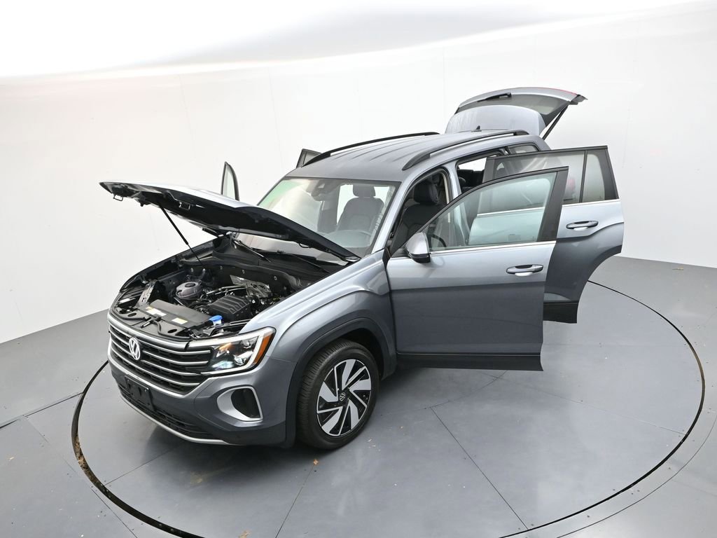 Used 2024 Volkswagen Atlas SE image 39