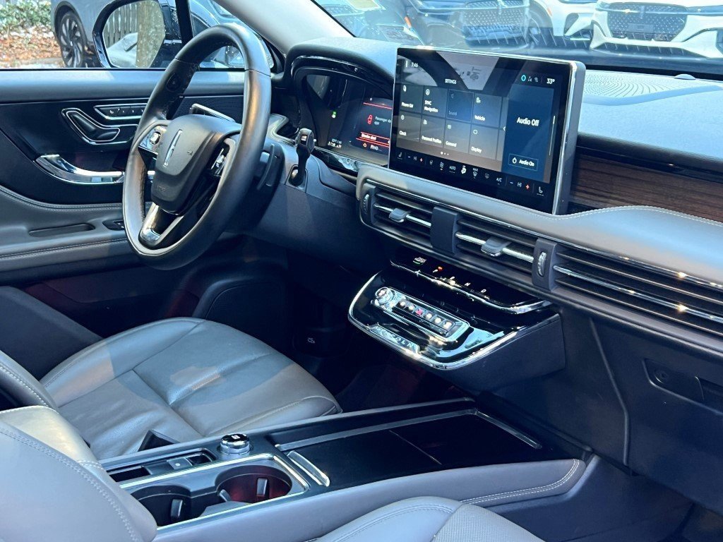 Certified 2024 Lincoln Corsair Reserve w/ Equipment Group 201A image 11