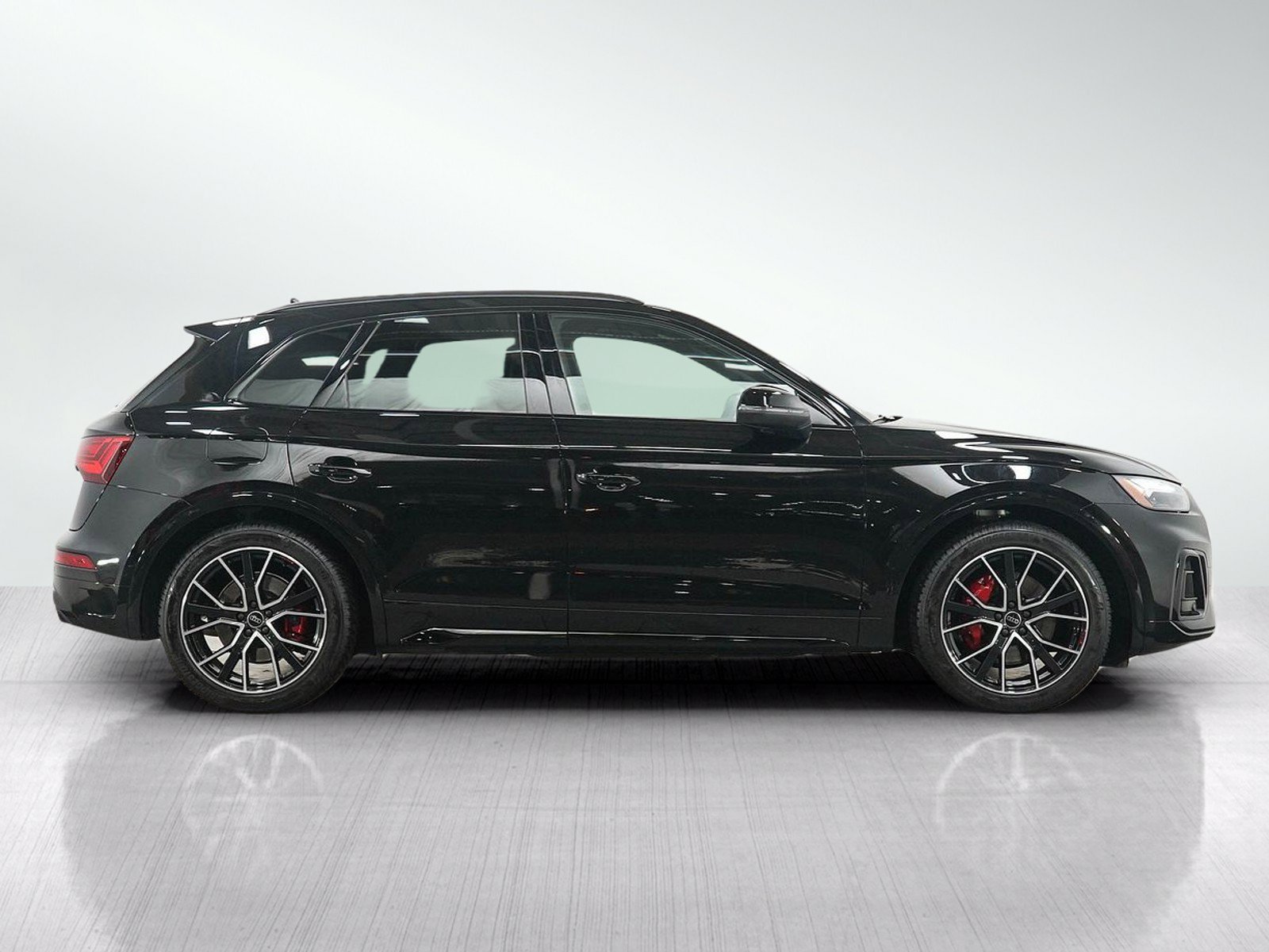 Used 2024 Audi SQ5 Premium Plus w/ Premium Plus Package AWD/4WD image 6