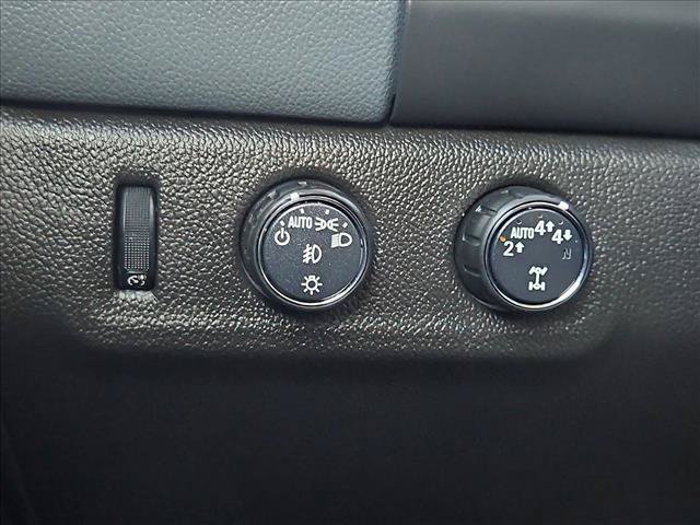 Used 2022 Chevrolet Colorado Z71 AWD/4WD image 16