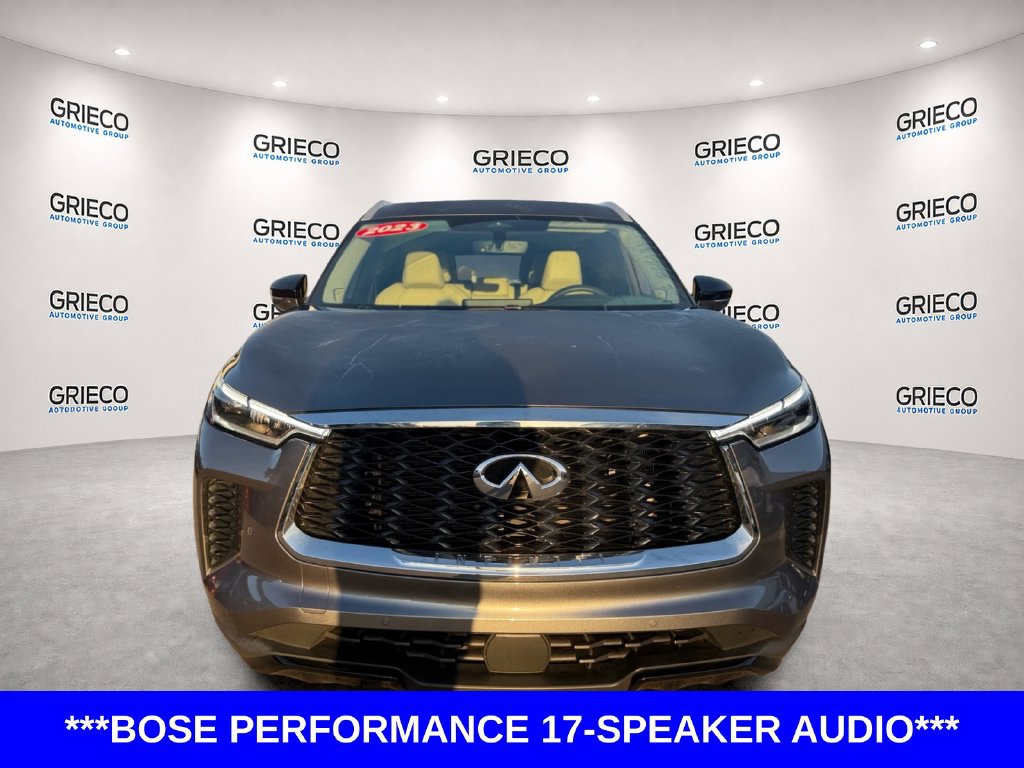 Used 2023 INFINITI QX60 Luxe w/ Performance Audio Package FWD image 2