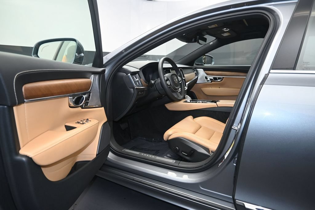 Used 2020 Volvo S90 T8 Inscription AWD/4WD image 10