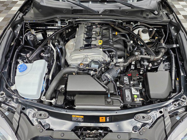 Used 2020 MAZDA MX-5 Miata RF Grand Touring RWD image 32
