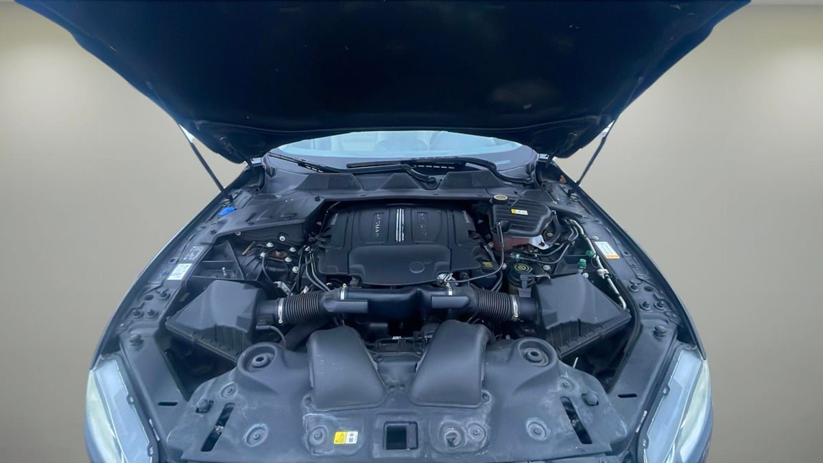 Used 2019 Jaguar XJ L Portfolio AWD/4WD image 21