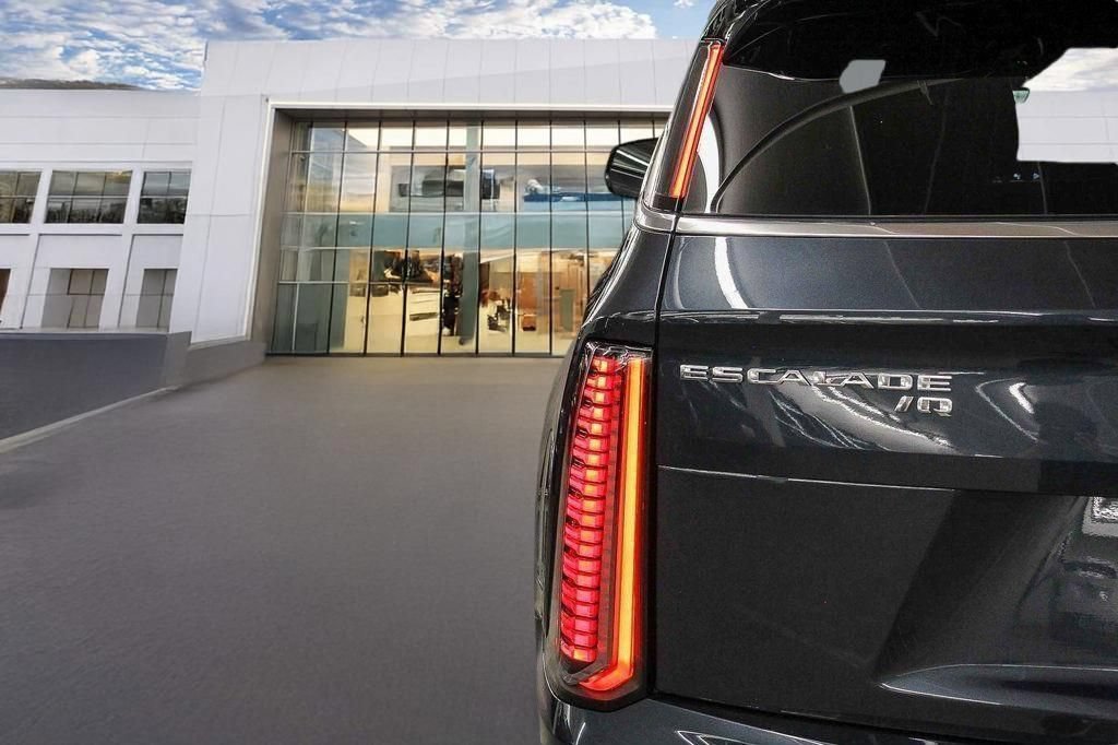 New 2026 Cadillac Escalade IQ Luxury 2 AWD/4WD image 18