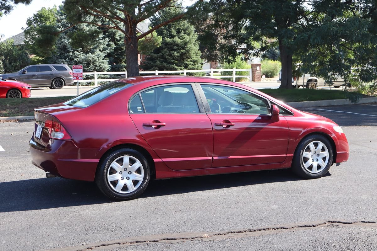 Used 2010 Honda Civic LX image 4