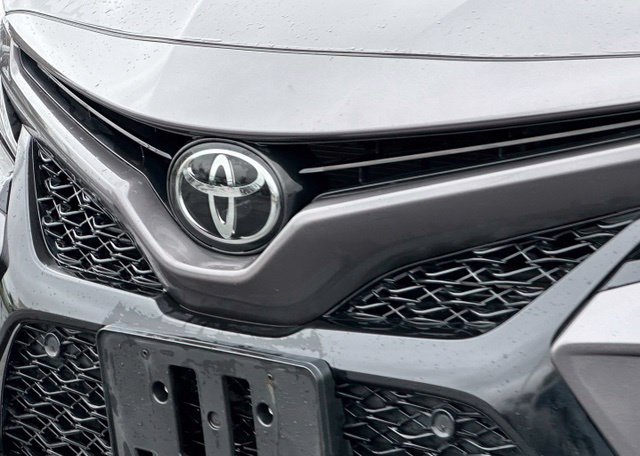 Used 2018 Toyota Camry XSE FWD image 6