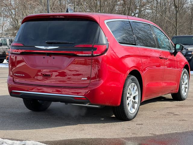 New 2026 Chrysler Pacifica Select AWD/4WD image 46