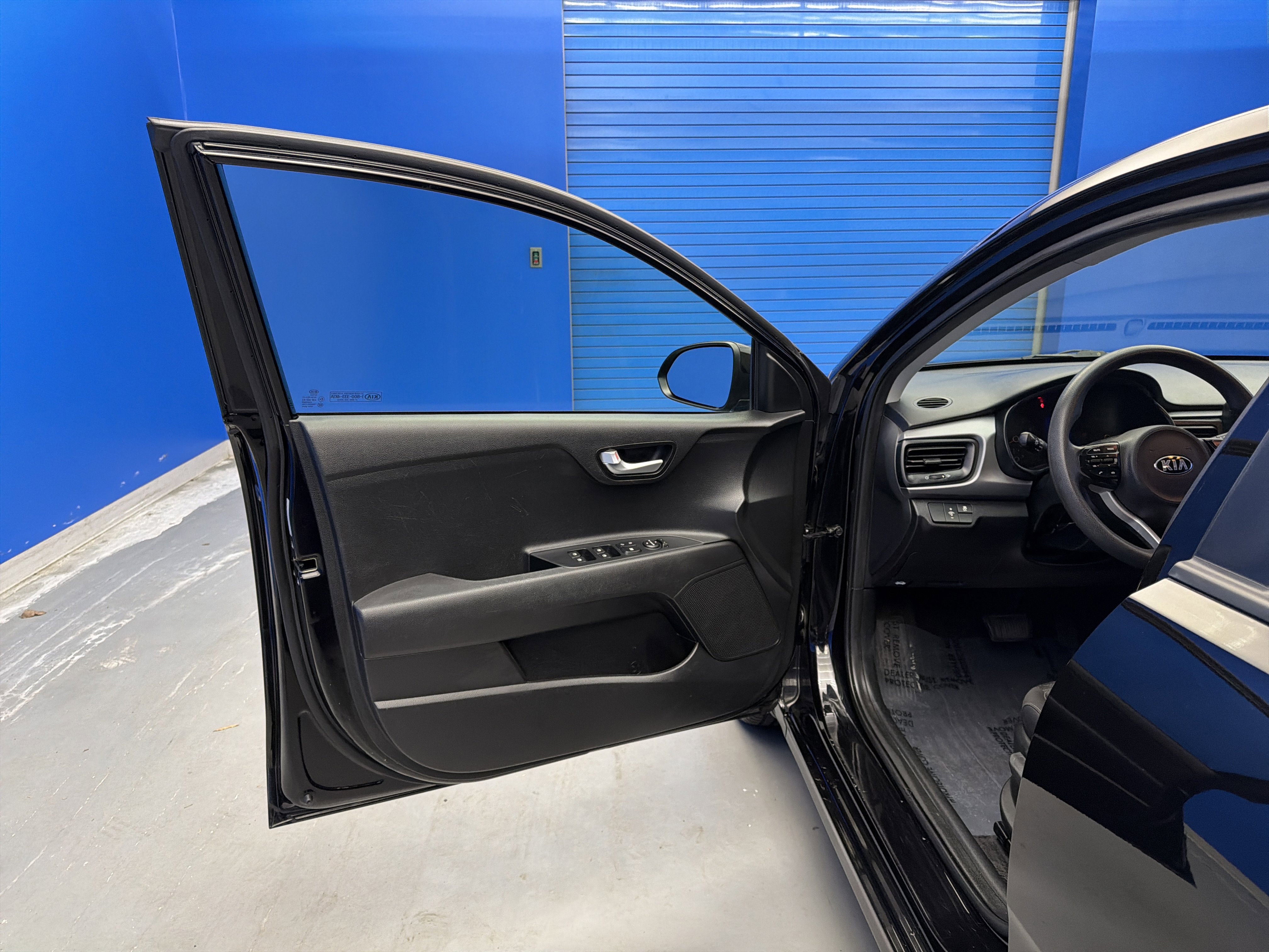 Used 2019 Kia Rio LX image 10