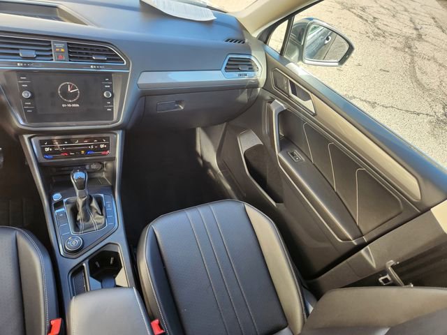 Used 2022 Volkswagen Tiguan SE image 14