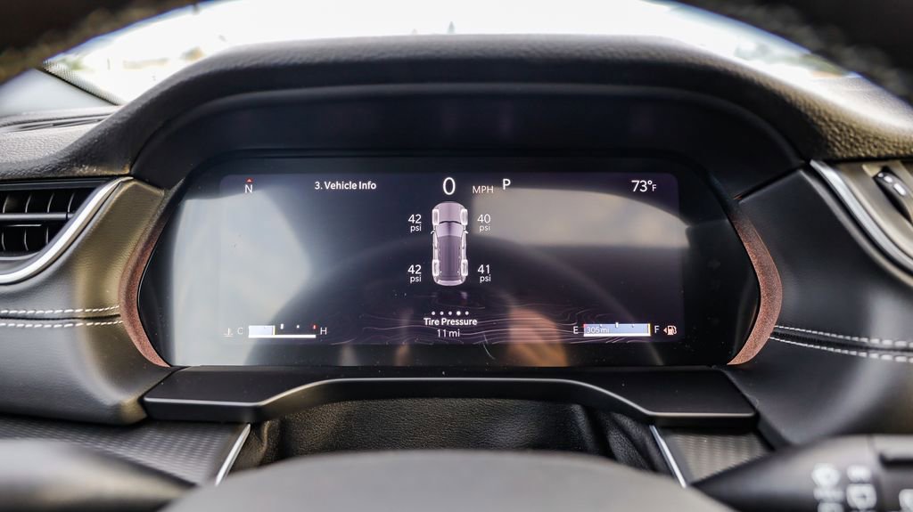 New 2025 Jeep Grand Cherokee Laredo X w/ Luxury Tech Group I image 24