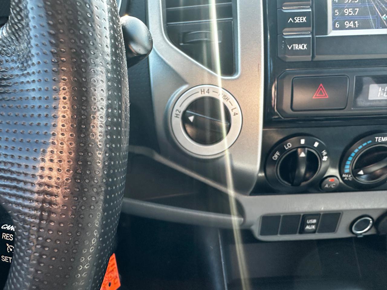 Used 2013 Toyota Tacoma 4x4 Access Cab V6 w/ SR5 Pkg image 14