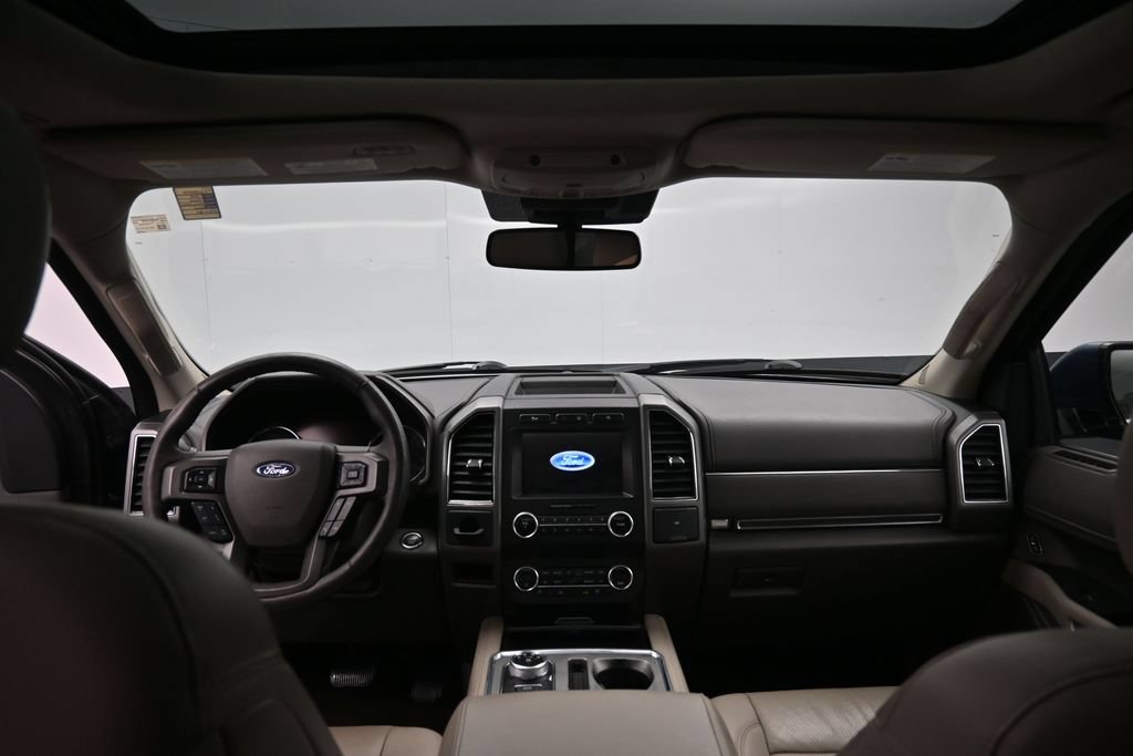 Used 2019 Ford Expedition XLT w/ Equipment Group 202A RWD image 35