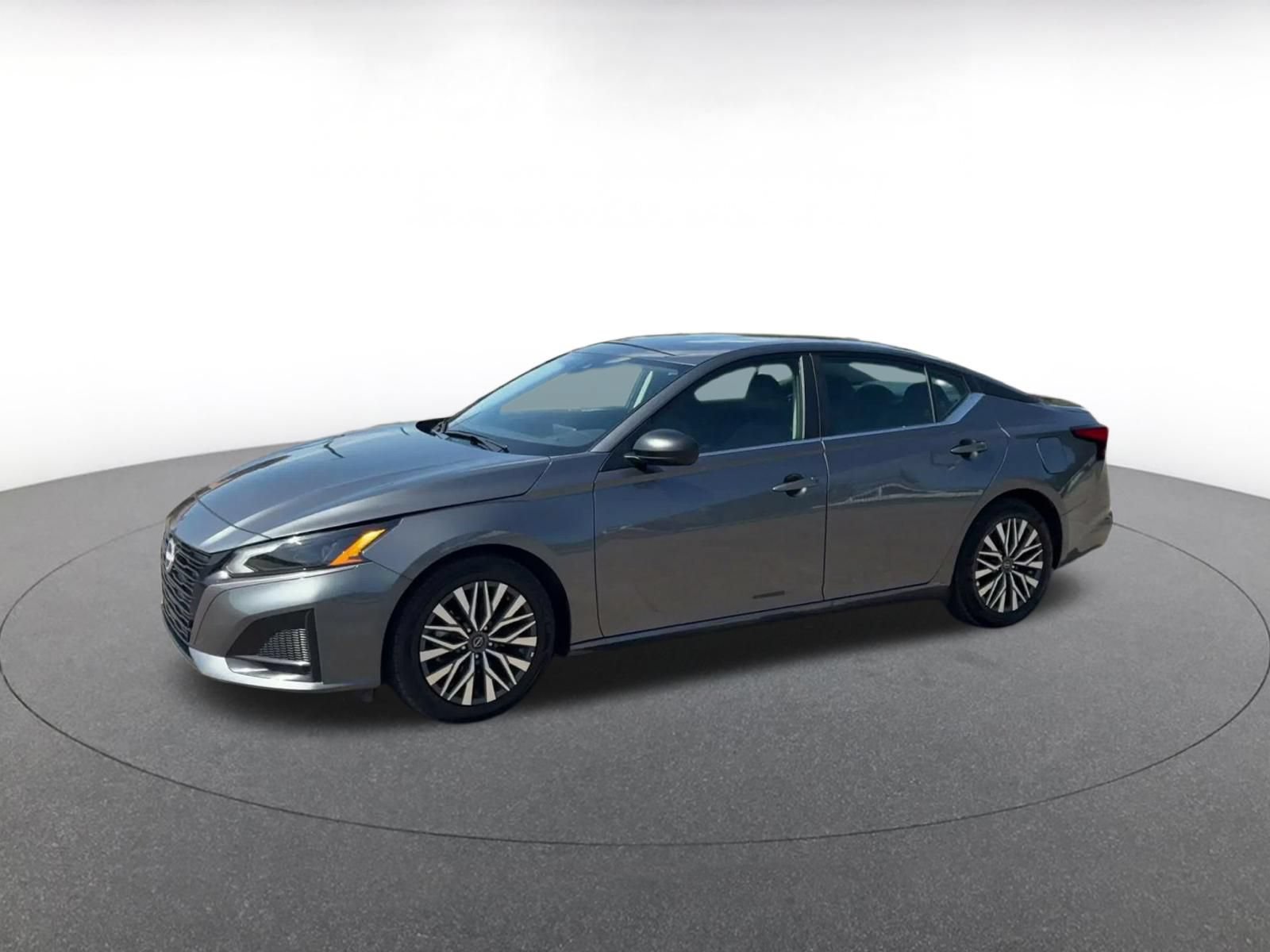 Used 2026 Nissan Altima 2.5 SV FWD image 7