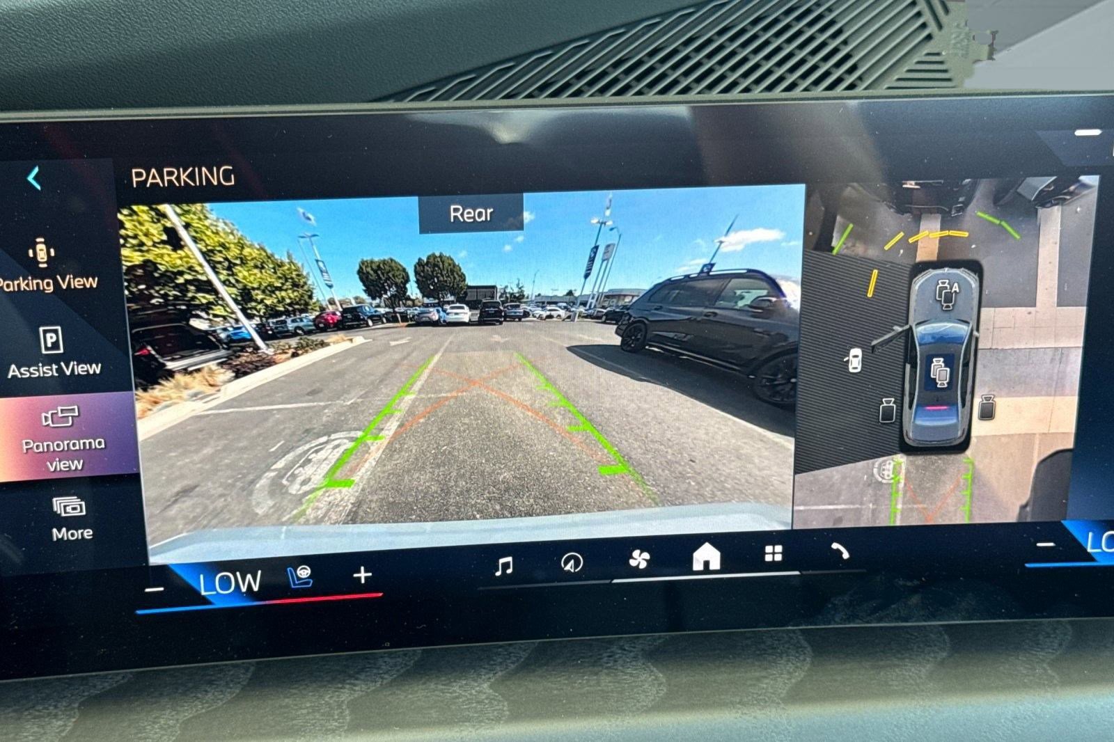 New 2025 BMW 760i xDrive image 25