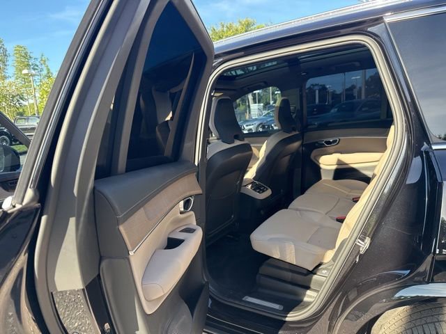 Used 2026 Volvo XC90 B6 Plus w/ Protection Package Premier AWD/4WD image 15
