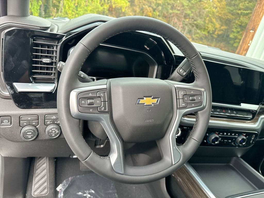 New 2026 Chevrolet Silverado 2500 LT image 16