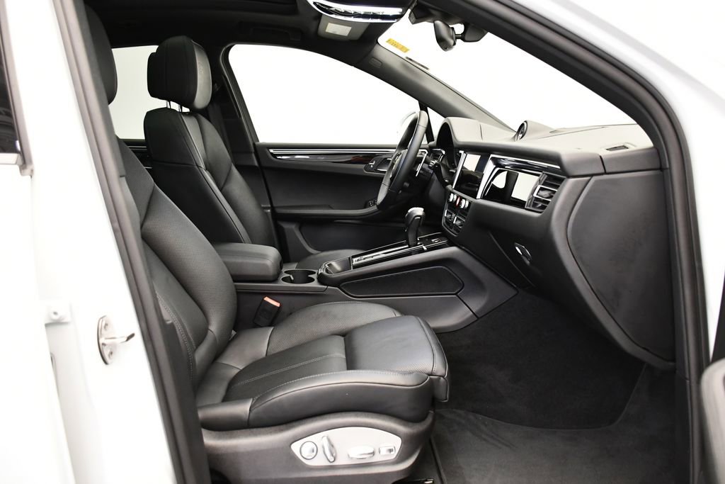 Used 2024 Porsche Macan S image 51