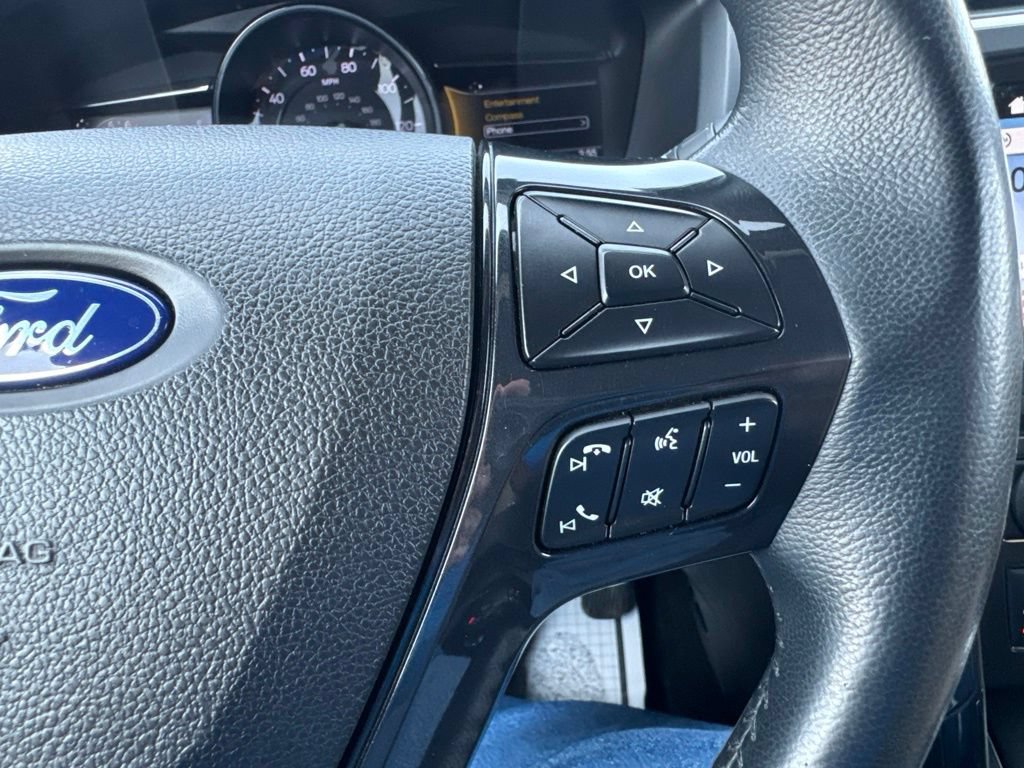 Used 2017 Ford Explorer XLT w/ Equipment Group 202A AWD/4WD image 27