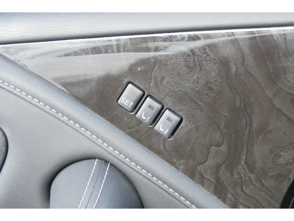 Used 2022 INFINITI QX80 Luxe w/ Cargo Package image 23