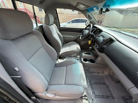 Used 2010 Toyota Tacoma 2WD Regular Cab image 24