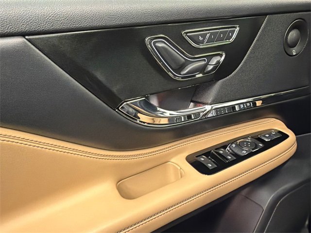 Used 2022 Lincoln Corsair Grand Touring w/ Elements Technology Bundle image 36