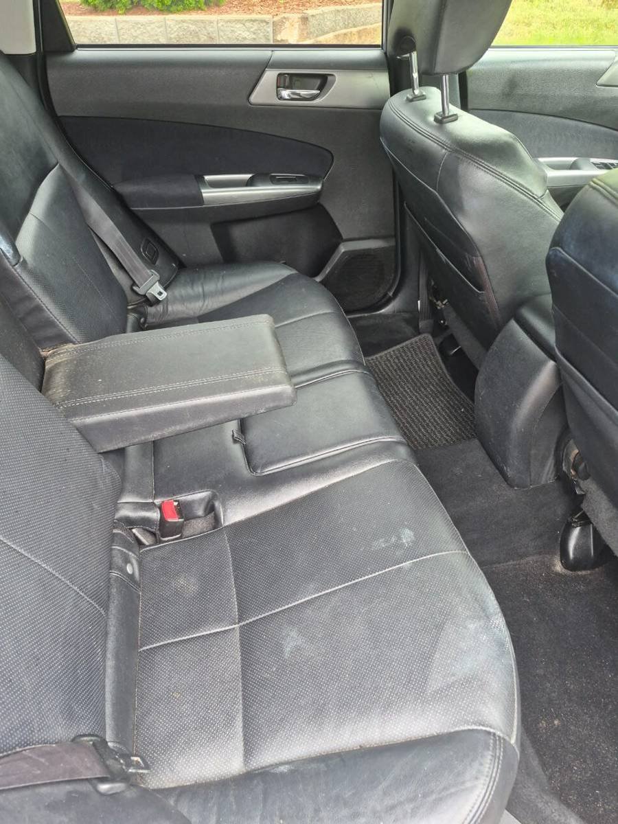 Used 2013 Subaru Forester 2.5X Limited AWD/4WD image 7