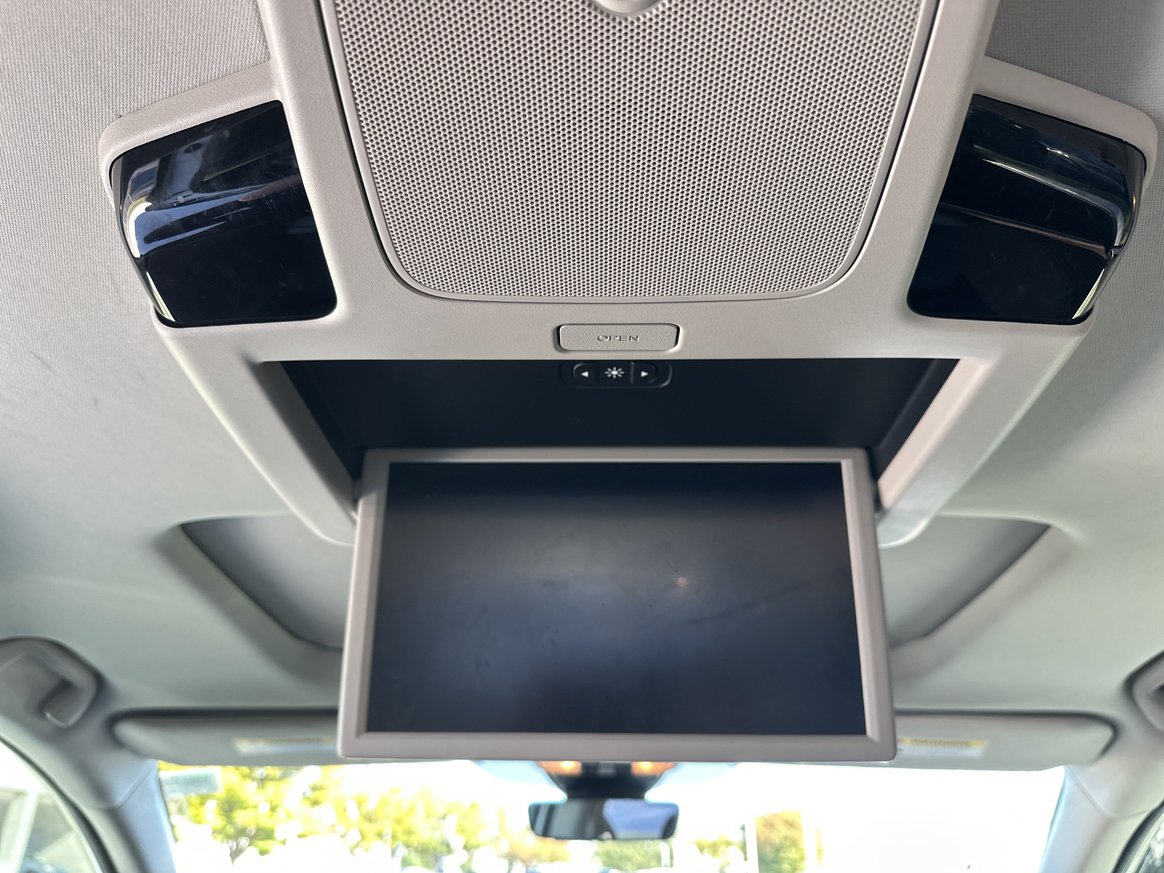 Used 2025 Honda Odyssey Elite image 29