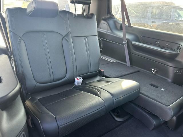 New 2025 Jeep Wagoneer L Series II w/ Convenience Group I image 5