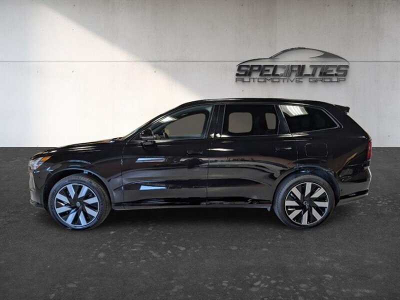 Used 2025 Volvo EX90 Plus AWD/4WD image 7