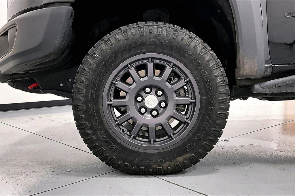 Used 2022 Chevrolet Colorado ZR2 w/ Colorado ZR2 Bison Edition AWD/4WD image 11