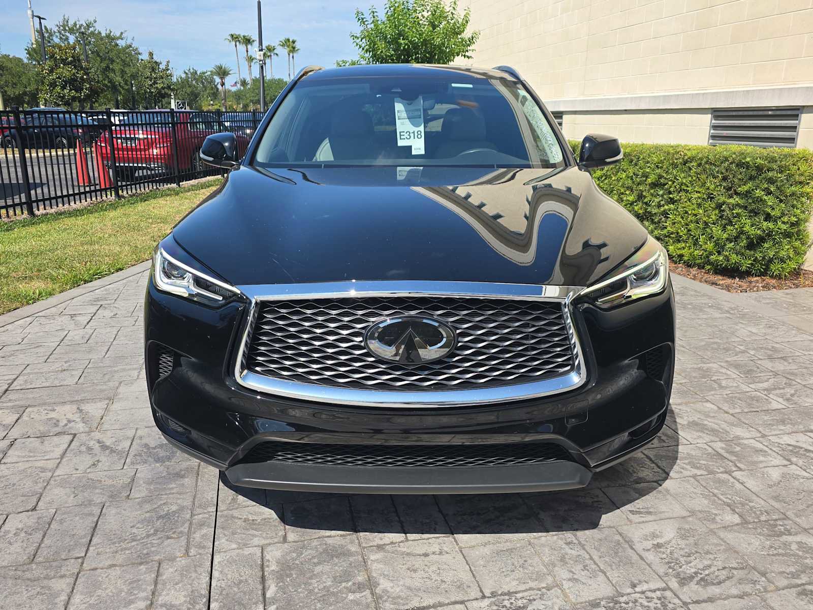 Used 2023 INFINITI QX50 Luxe w/ Cargo Package FWD image 2