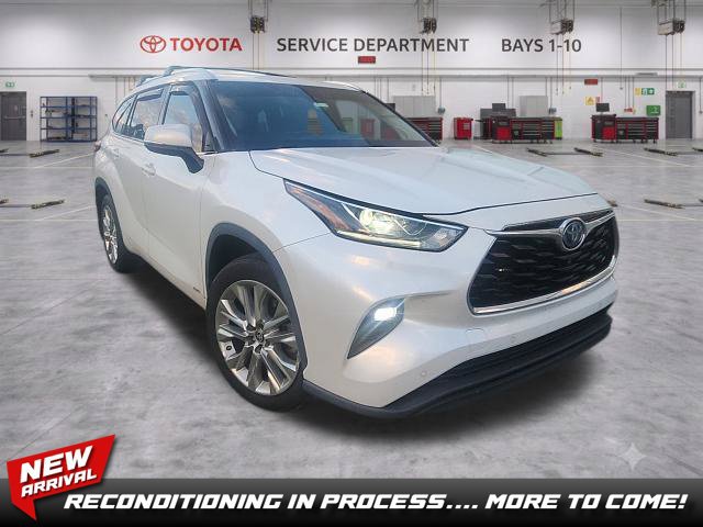 Used 2022 Toyota Highlander Limited AWD/4WD image 1