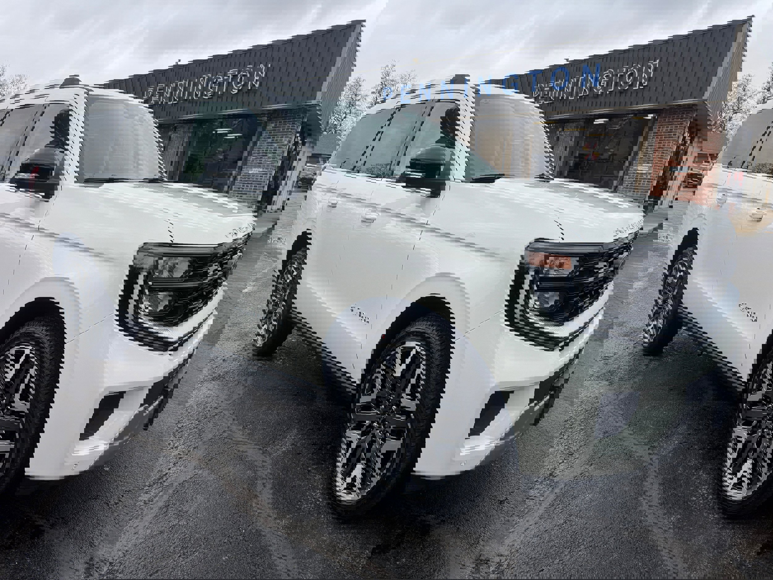 New 2026 Ford Expedition Platinum w/ Platinum Ultimate Package image 9