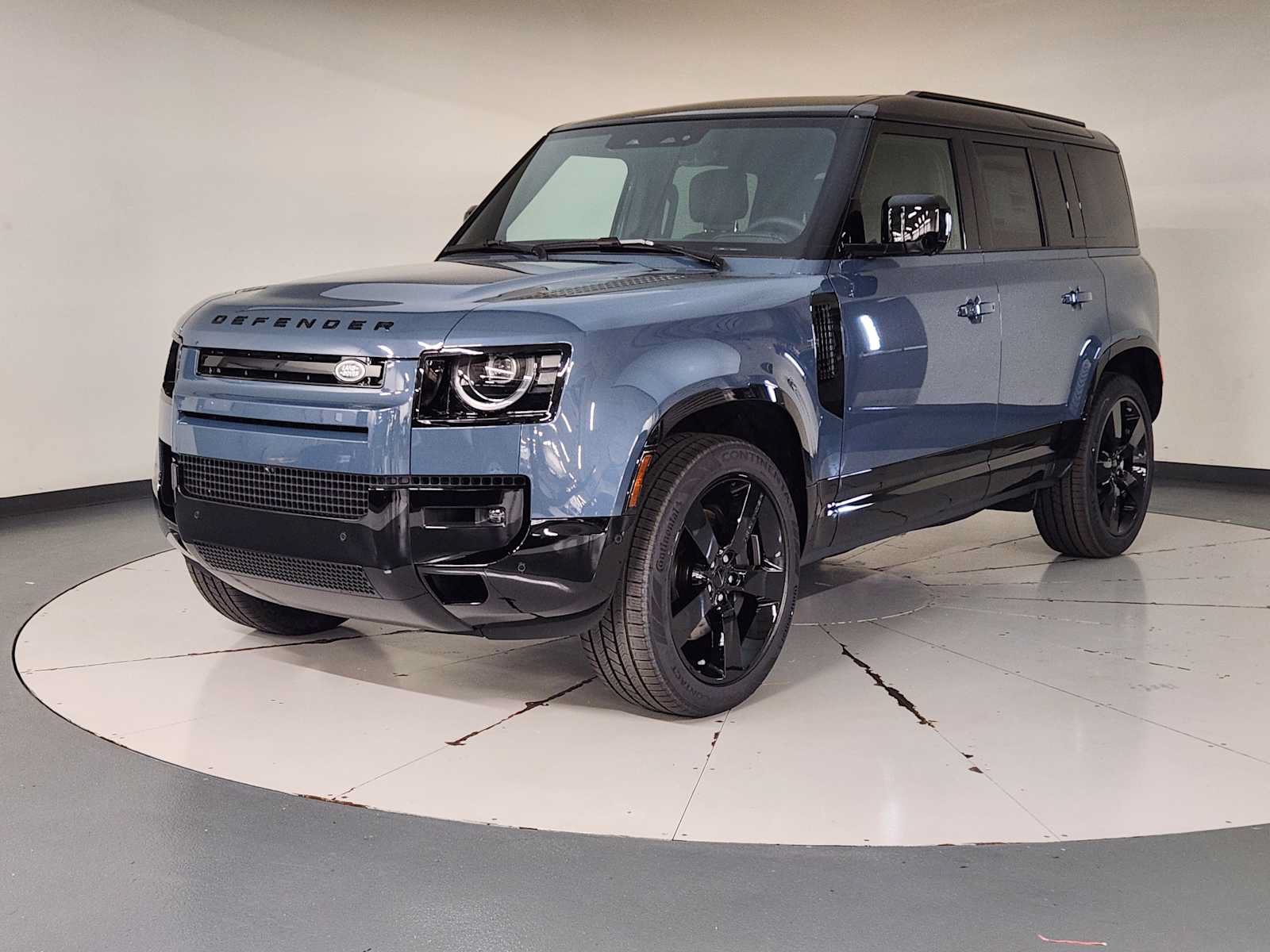New 2026 Land Rover Defender 110 X-Dynamic SE AWD/4WD video 1