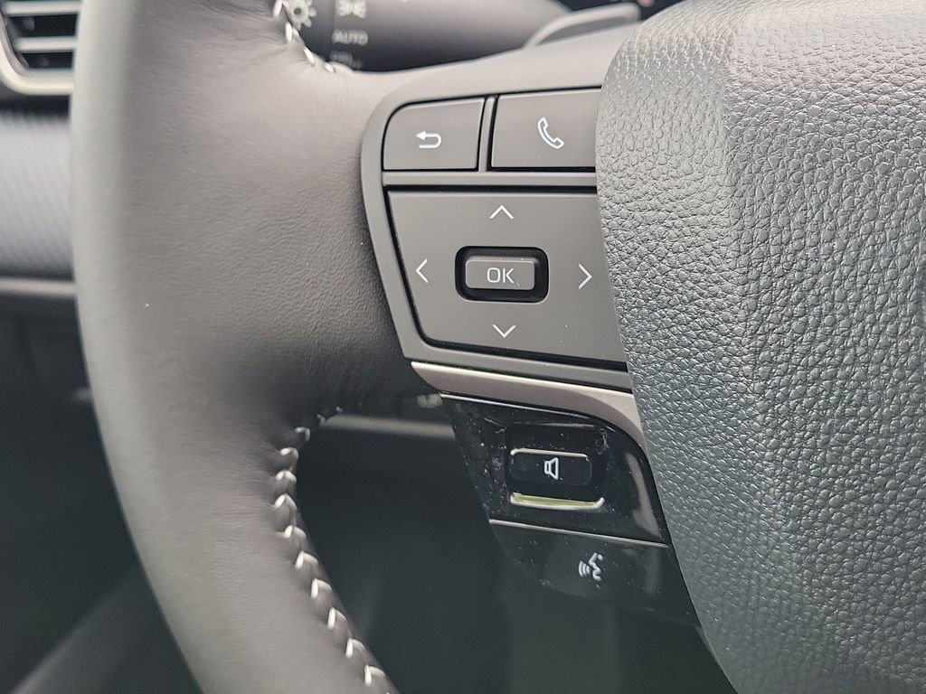 New 2026 Toyota Camry SE image 9