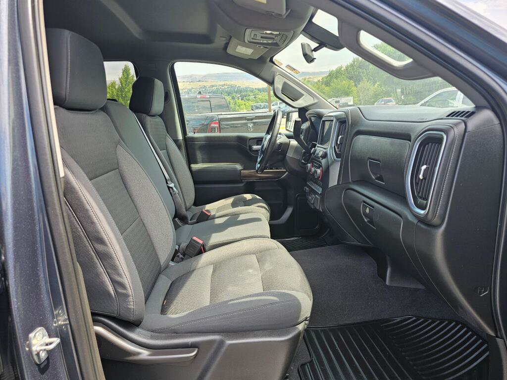 Used 2021 Chevrolet Silverado 1500 LT w/ Z71 Off-Road Package AWD/4WD image 11