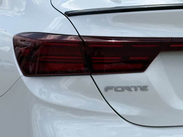 Used 2024 Kia Forte GT-Line w/ GT-Line Premium Package FWD image 6