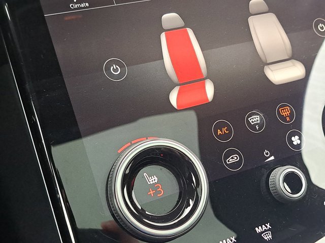 Used 2020 Land Rover Range Rover Velar R-Dynamic S image 24