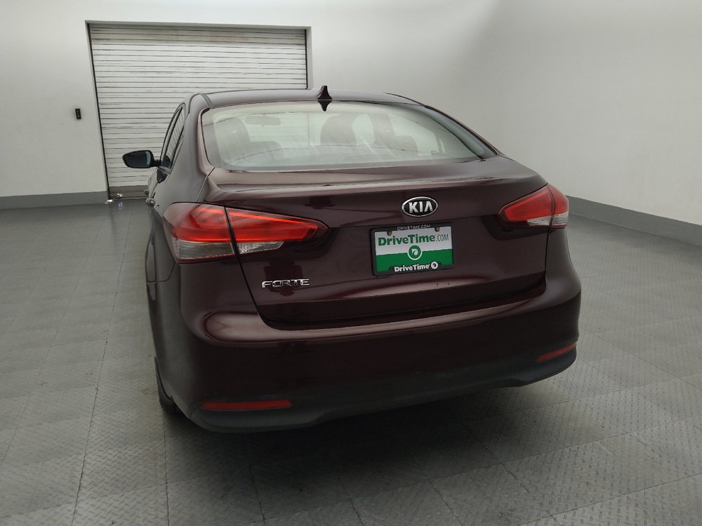Used 2017 Kia Forte LX FWD image 6
