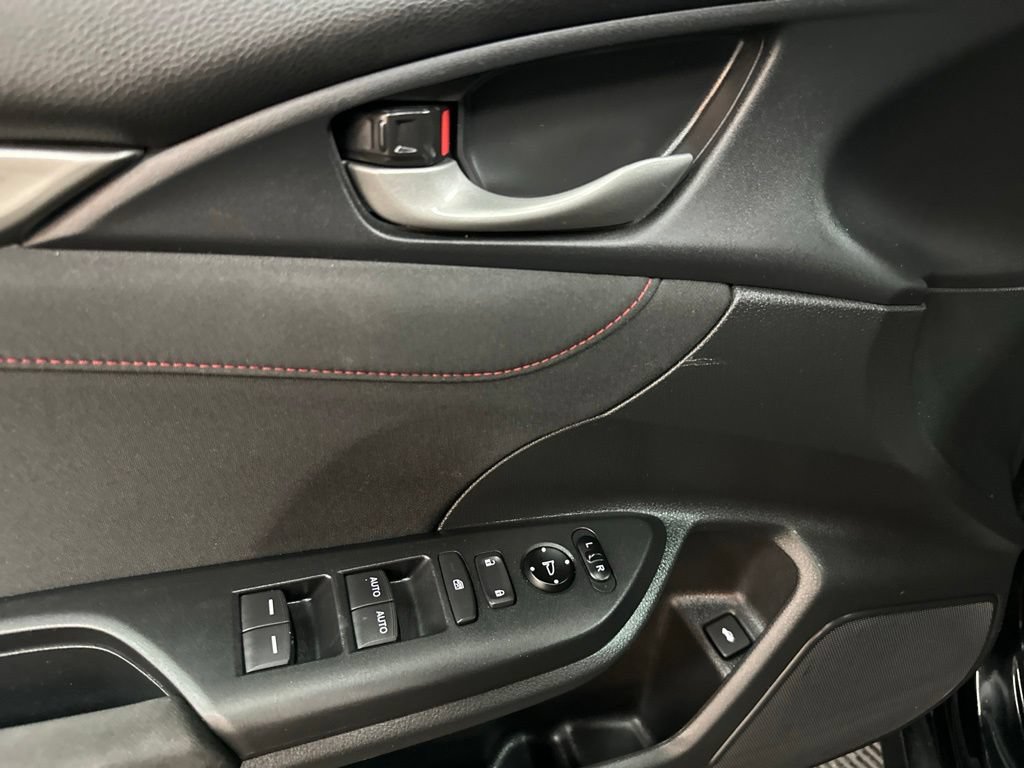 Used 2018 Honda Civic Si image 17