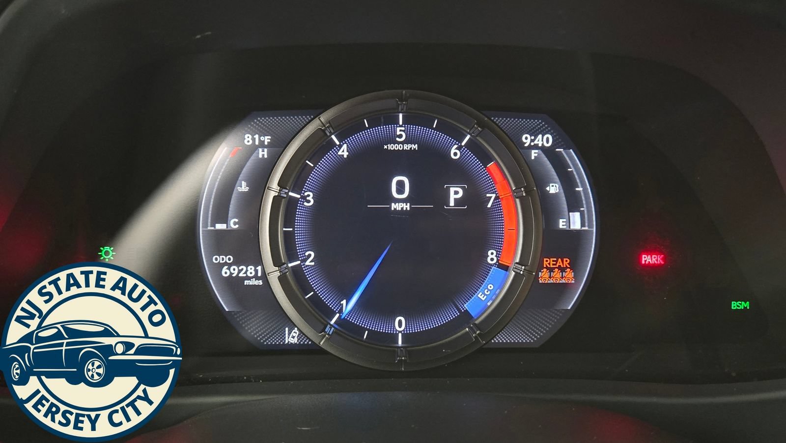 Used 2021 Lexus UX 200 F Sport w/ Accessory Package (Z1) FWD image 12
