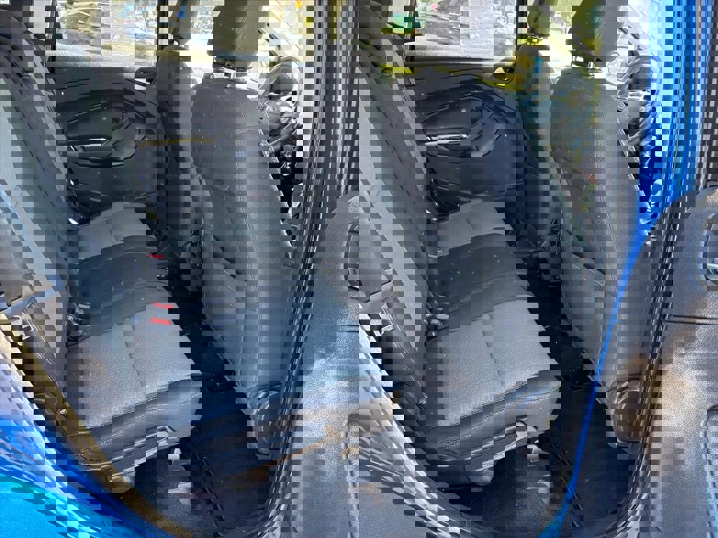 Used 2018 Ford Escape SE w/ SE Sync 3 Package image 16